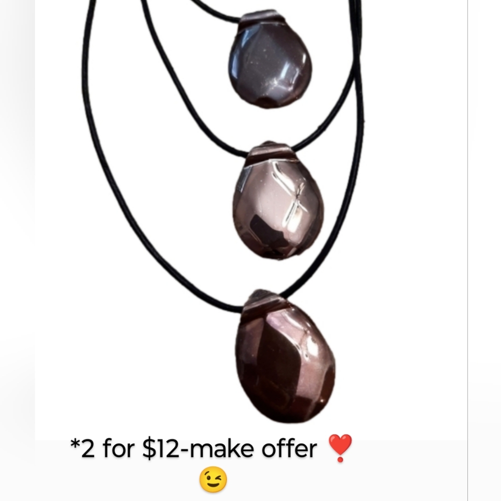 VERY beautiful 3 strand 3 pendant necklace with mixed metals
